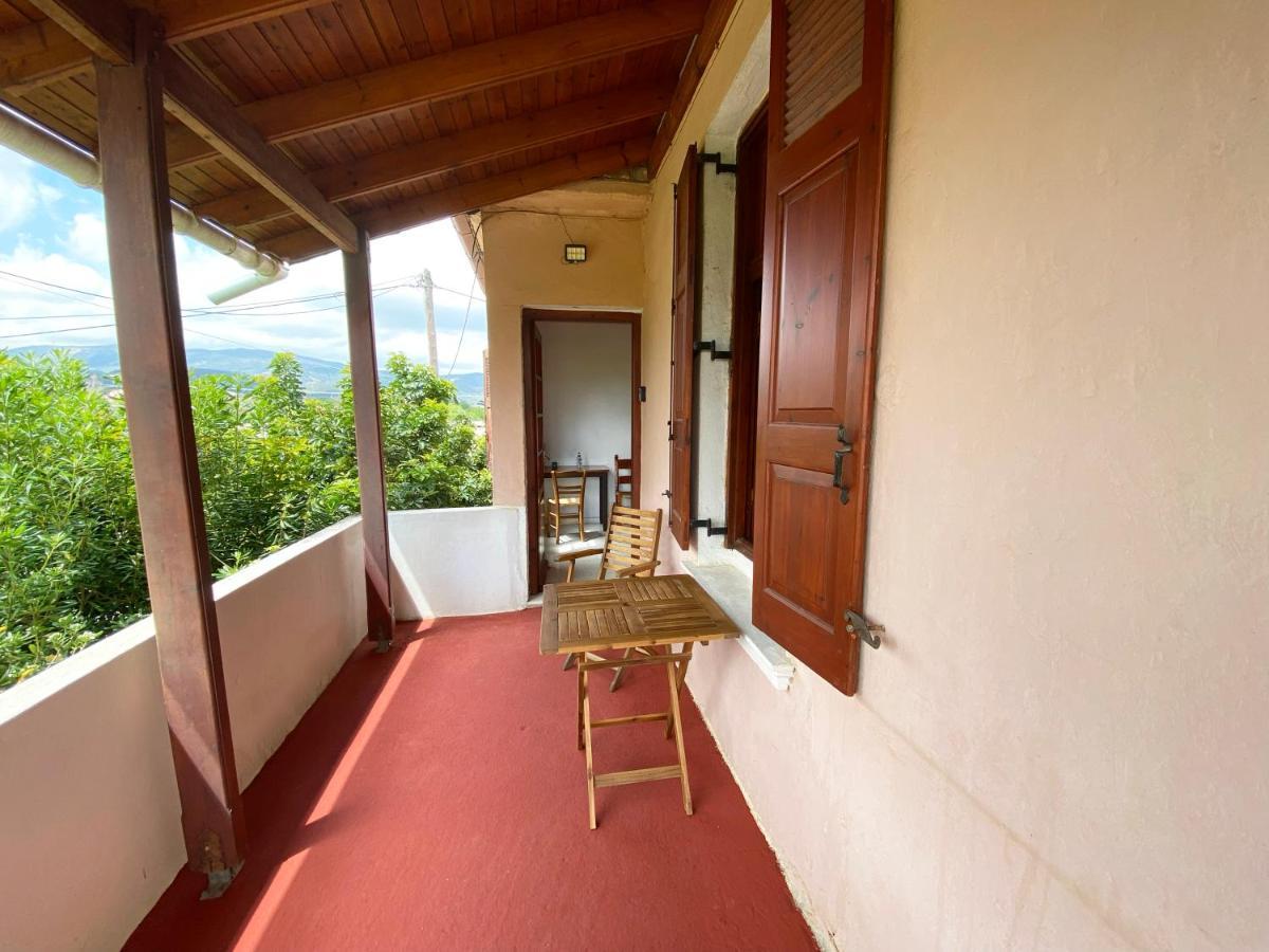 Dusk Apartments With Stunning Mountain View La Canea Exterior foto